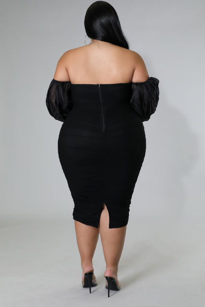 yoyo-reign-plus-size-clothing-Star-Of-The-Room-Black-Sheer-Sleeved-Dress